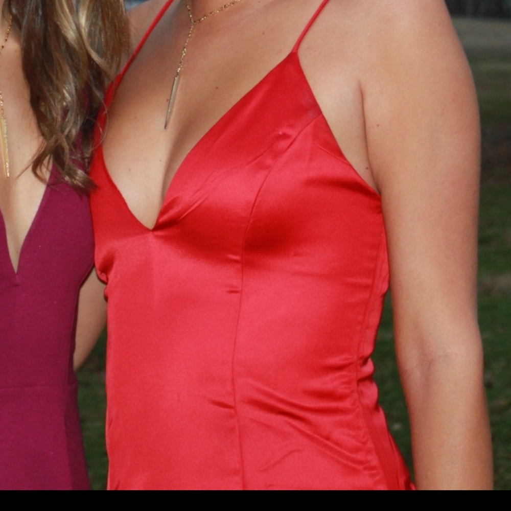 Dress - Picture 3 of 5